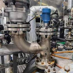 Бесконтактное измерение уровня нефтепродуктов и агрессивных сред во взрывоопасной зоне уровнемером Streamlux ULR-3000 — ТОО "VoltEra"
